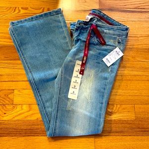 NWT Refuge jeans